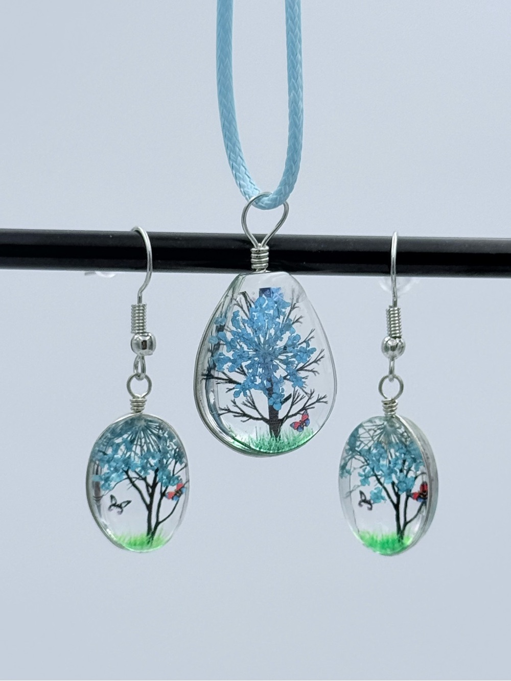 Blue Tree Resin Pendant and Earring Set - NEW
